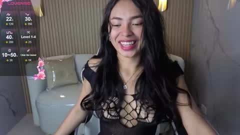 Online 800 to 1400 online show from October 25, 1:30 pm