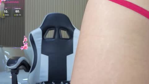 Online 800 to 1400 online show from November 5, 1:27 pm