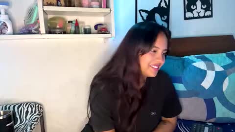 kattia online show from October 18, 2:25 am