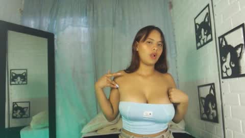 kattia online show from March 6, 8:37 pm