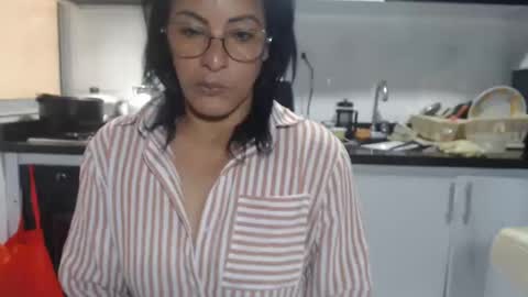 KattleyaGrey online show from October 3, 6:57 pm