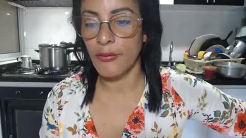 KattleyaGrey online show from November 27, 10:01 pm