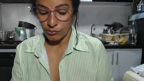 KattleyaGrey online show from February 3, 8:56 pm