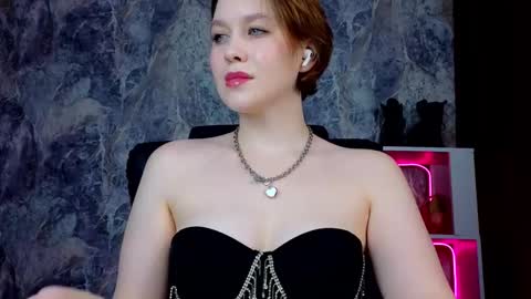 Goddess Katy            VACATION  online show from December 6, 5:53 am