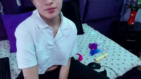 katty online show from February 25, 11:43 am