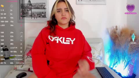 Katy online show from December 12, 8:43 pm