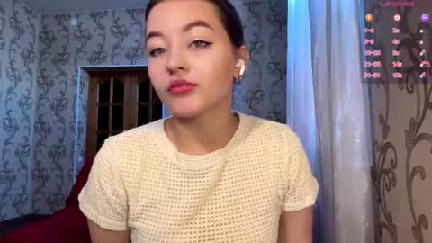 Lana online show from March 1, 11:10 am