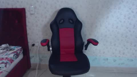 Kayla online show from November 24, 4:03 am