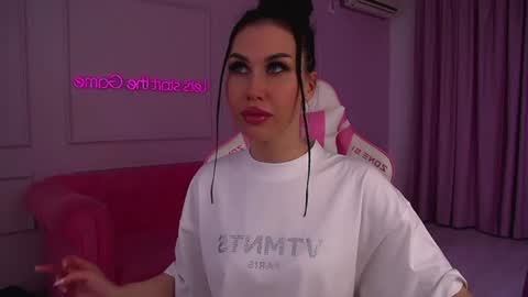 Kayla online show from July 18, 6:54 pm