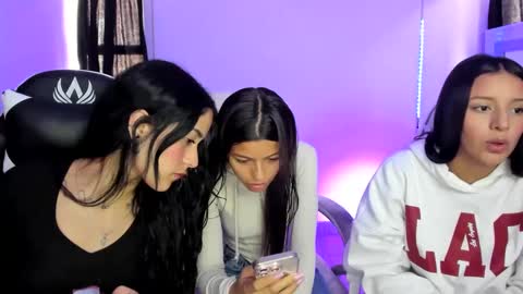 kaylie online show from March 12, 8:09 pm