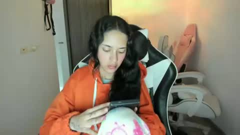 kaylie online show from September 30, 11:38 am