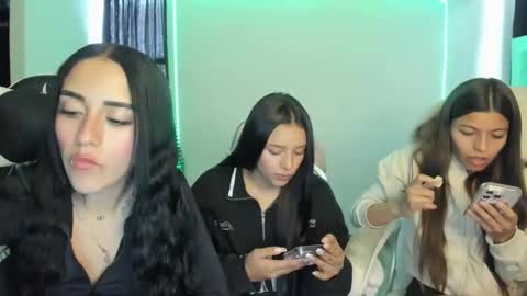 kaylie online show from February 14, 6:40 pm