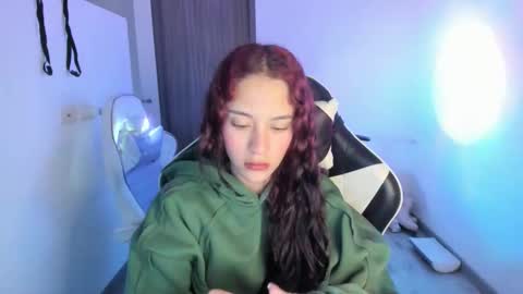 kaylie online show from March 24, 11:04 am