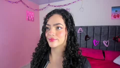 Kay online show from February 10, 11:02 pm