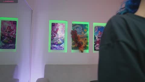 Kayra online show from October 20, 11:35 am