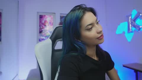 Kayra online show from October 25, 12:35 pm