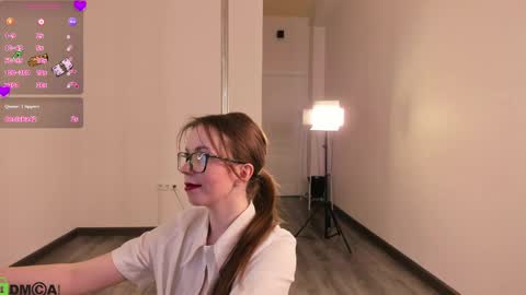 Kelly GMT 2 Su We Th Fr Sa   0300AM-09-00AM   online show from April 14, 9:20 am