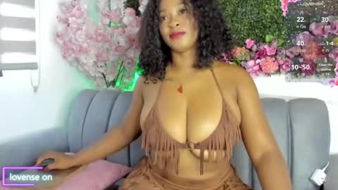 naty online show from November 25, 3:25 pm