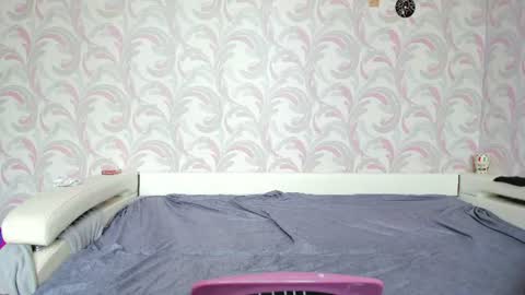 kelly_gerzikaaa online show from June 25, 9:13 am