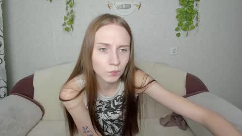 kelly_gerzikaaa online show from October 10, 11:37 am