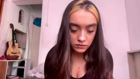 Kelly online show from June 4, 11:47 am
