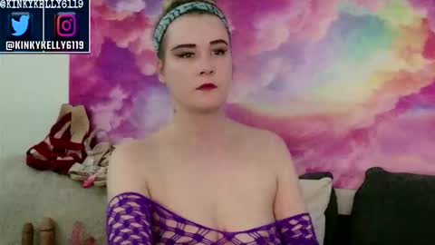 kellylynn76 online show from October 23, 1:22 am