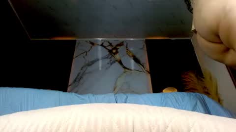 KELLY LUNA  online show from June 24, 5:56 pm