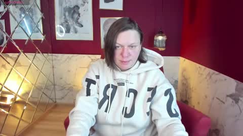 Kelly online show from February 21, 5:24 am