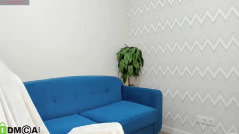 kellyy_bern online show from October 5, 12:59 am