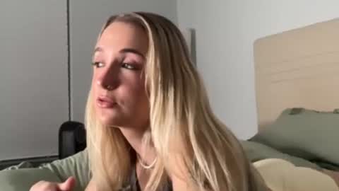 Kelsey Blu online show from February 3, 1:05 am