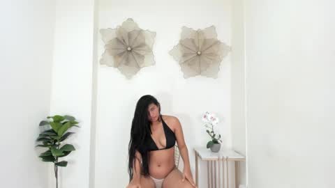 kelsie online show from September 18, 2:59 pm