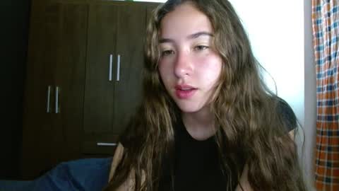 kendal_di online show from October 31, 1:40 am