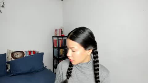 Kendal online show from February 5, 2:59 pm