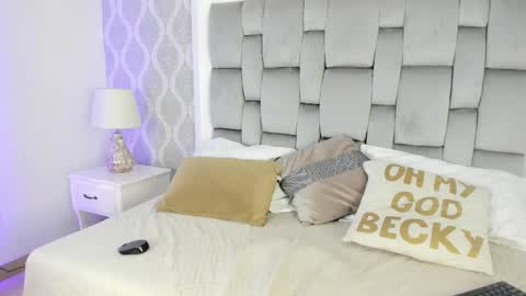 Kendall online show from March 10, 7:50 pm