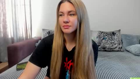 Kendra online show from October 24, 2:40 am