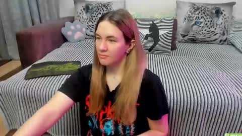 Kendra online show from April 4, 12:09 am