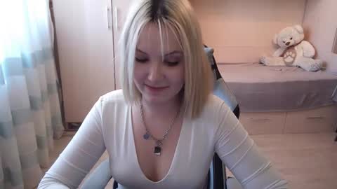 Evelyn online show from July 7, 2:20 pm