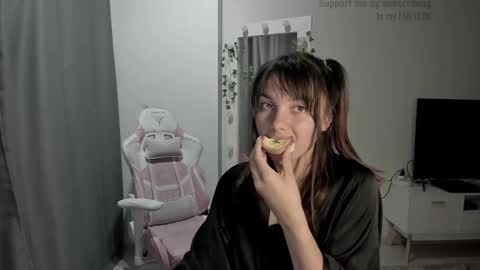 kesh_mne online show from September 8, 3:11 pm