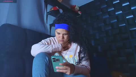 KESHA online show from January 9, 9:46 am