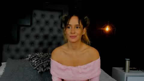 -Keyla- online show from January 8, 9:19 pm