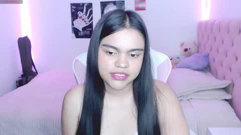 khaterin_26 online show from December 1, 3:54 am