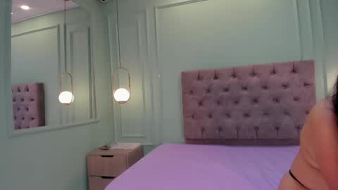 Kathe Hot online show from March 4, 6:07 pm