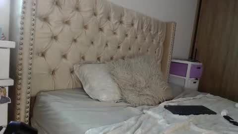 khloe33 online show from February 21, 7:01 am