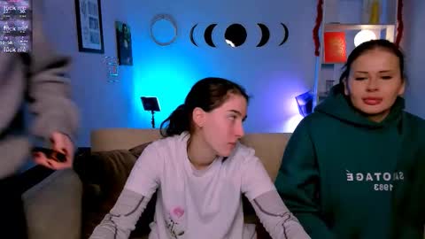 khloebeauty online show from February 2, 8:41 pm