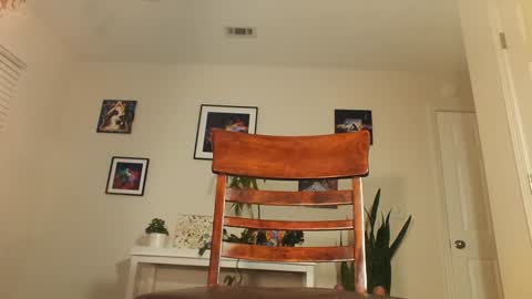 Khloe online show from September 18, 1:26 am