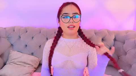 khloejohnson online show from September 14, 10:07 pm