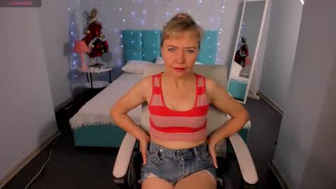 Ellie online show from January 9, 2:49 am