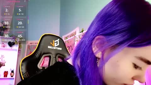 Kira online show from November 17, 9:15 pm