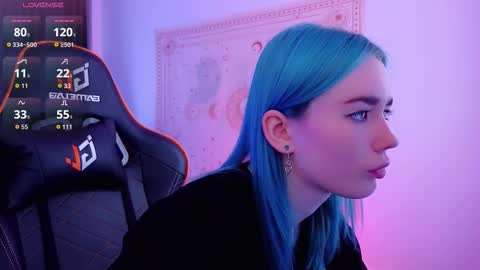 Kira online show from September 11, 9:15 pm