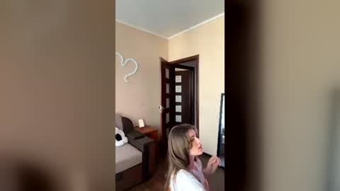 Alexa online show from June 25, 3:46 pm